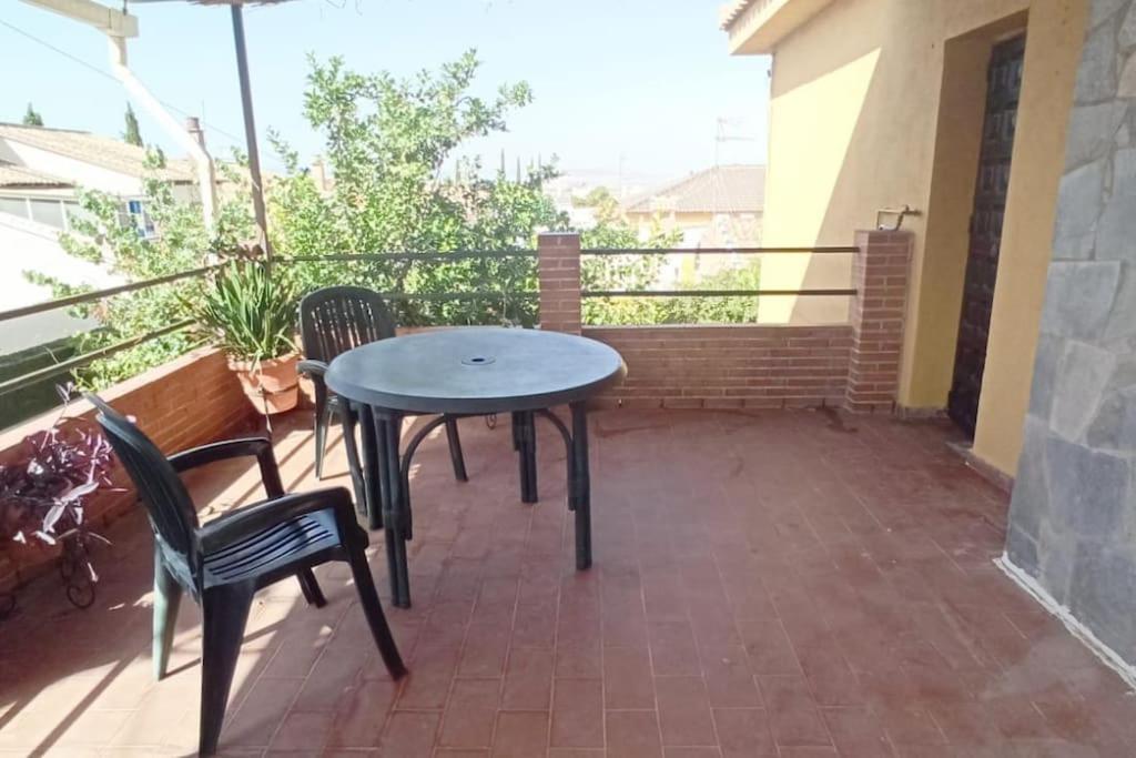 Villa Casa Con Piscina Y Barbacoa A 3 Kilometros De La Alhambra Huétor Vega Exterior foto